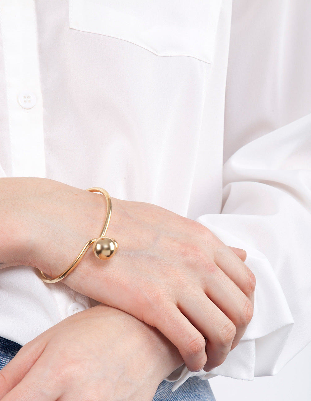 Gold Ball End Bangle