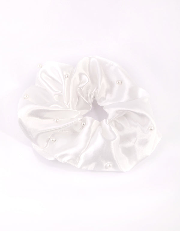 Oversized Pearl Detail Scrunchie