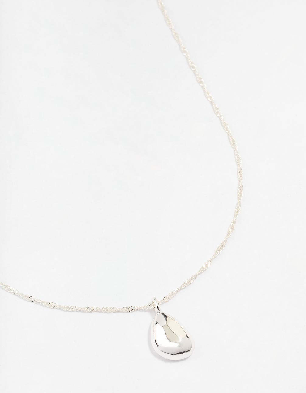 Silver Plated Dainty Drop Twist Necklace