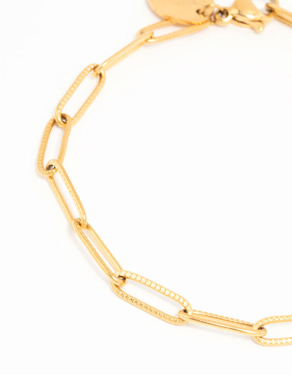 Elegantly designed waterproof gold plated stainless steel bracelet featuring celestial star charm with pearl details closure detail view