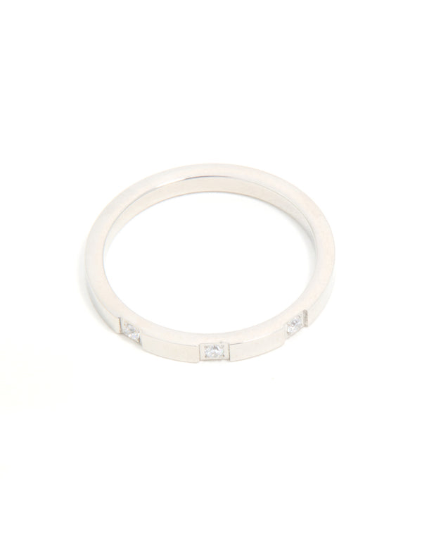 Explore waterproof mixed stainless steel cubic zirconia rings in a 2-pack featuring clear stones side detail view
