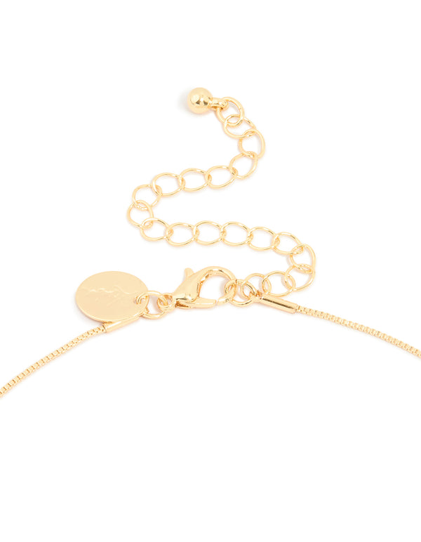 Discover the gold plated freshwater pearl dainty snake chain necklace clasp detail view