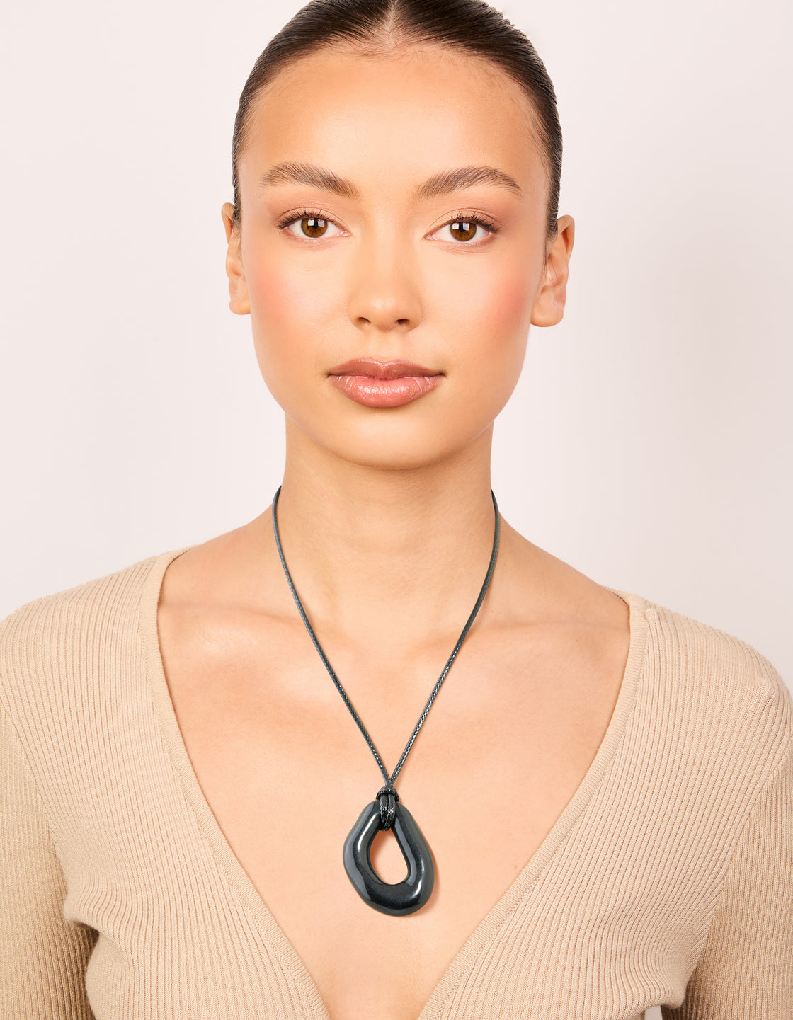 Black Acrylic Open Moltent Pendant Cord Necklace