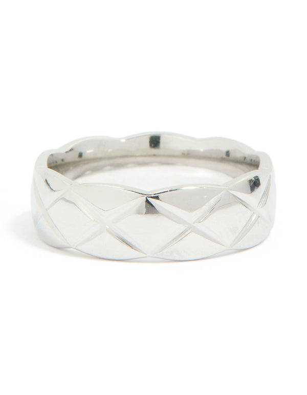 Showcasing a waterproof stainless steel crosshatch band ring in silver front view