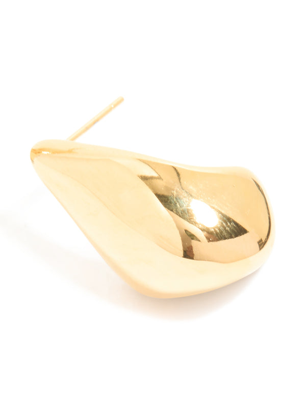 Highlighting the waterproof button stud earrings in gold plated stainless steel post detail view