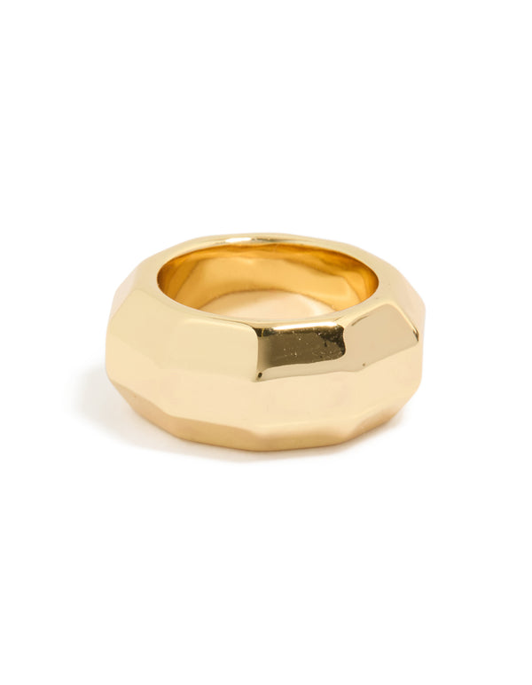 Featuring a waterproof geometric square ring crafted from stainless steel with chunky design front view