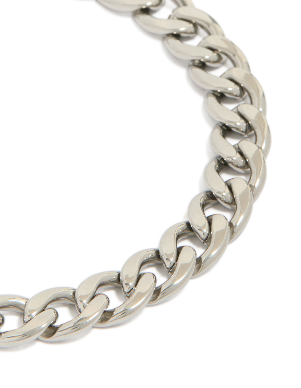 This waterproof stainless steel classic chunky curb chain bracelet in silver showcases intricate link detail close up view