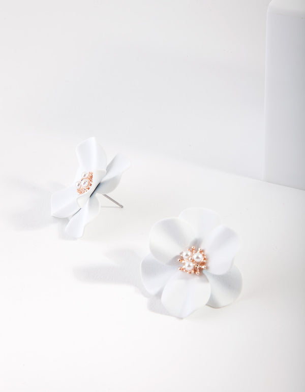 White Gold Flower Stud Earrings
