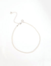 Silver Small Pearl Choker - link has visual effect only
