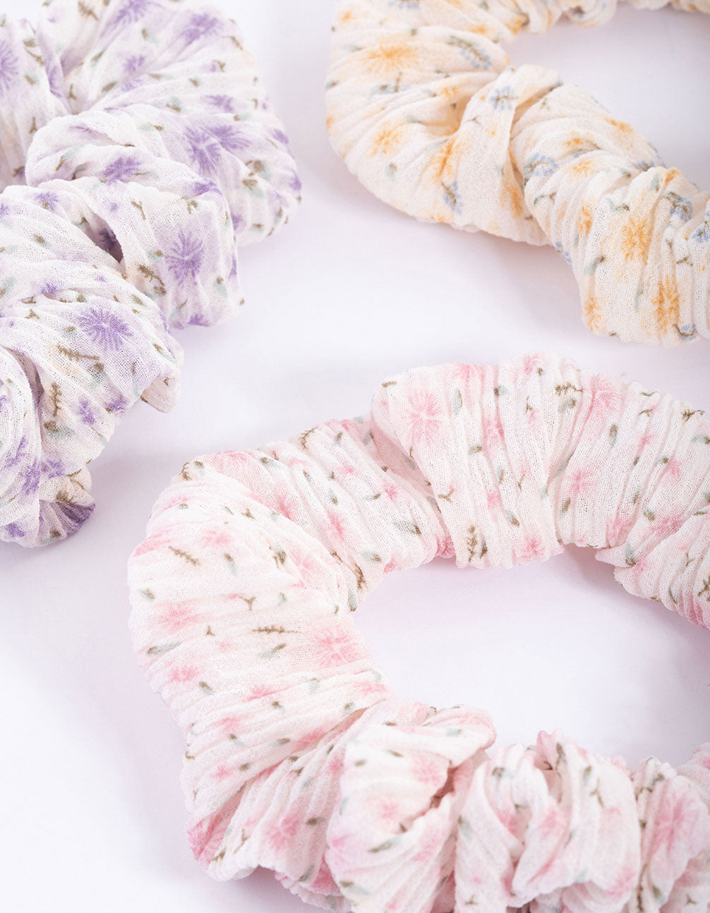 Fabric Pleated Flower Scrunchie Pack