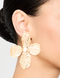 Worn Gold Large Hammered Flower Stud Earrings - link has visual effect only