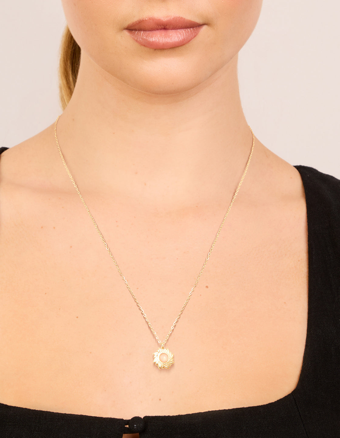 Waterproof Gold Plated Stainless Steel Pink Semi Precious Stone Sunray Necklace