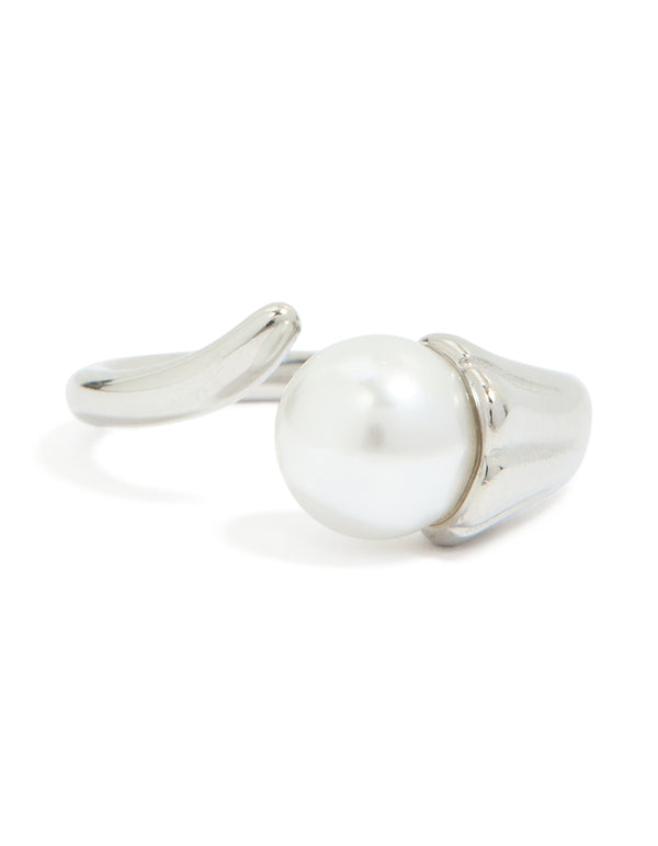 Designed with an open wrap around style, this waterproof stainless steel pearl ring in silver and white close up view