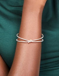 Silver Twisted Wrist Cuff - link has visual effect only