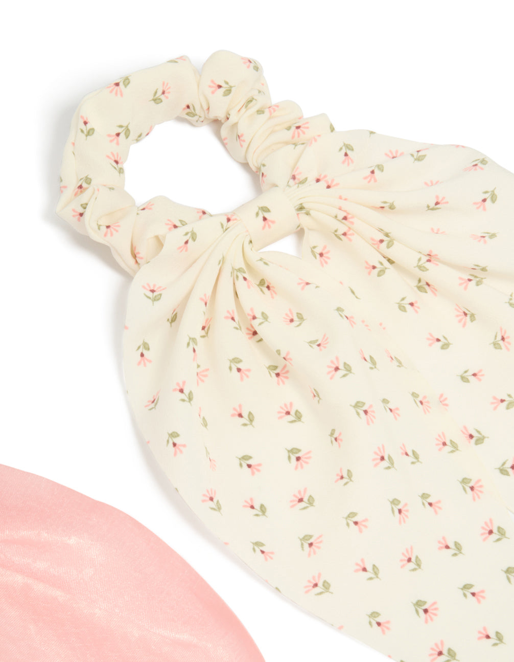 Designed with bow in floral pattern, these 2-pack printed flowers and pink fabric scarf scrunchies showcase light pink, ivory, and olive colors side view