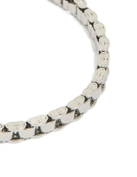 Discover this waterproof stainless steel link chain bracelet in silver close up view - link has visual effect only