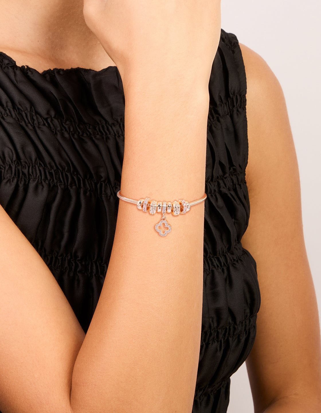 Rose Gold Plated Pavé Set Cubic Zirconia Open Flower Toggle Bracelet