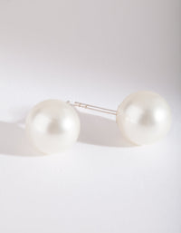 Large Pearl Stud Earrings - link has visual effect only