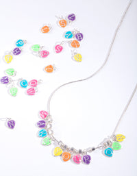 Kids Make Your Own Rainbow Necklace - link has visual effect only