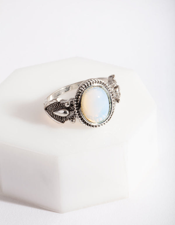 Antique Silver Oval Moonstone Ring
