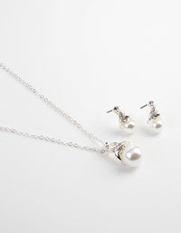 Silver Royal Pearl Necklace & Earrings Set - link has visual effect only