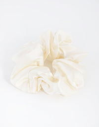 Butter Silk Oversized Scrunchie - link has visual effect only