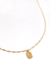 Letter Q Gold Plated Rectangle Pendant Initial Necklace - link has visual effect only